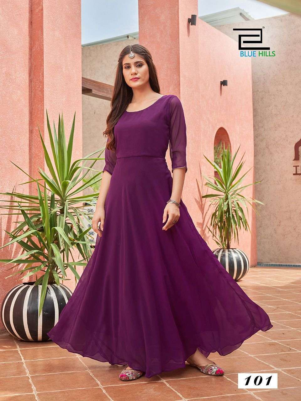 Anarkali 3/4 Sleeve Gown Style Kurti at Rs 380 in Surat | ID: 23394920197
