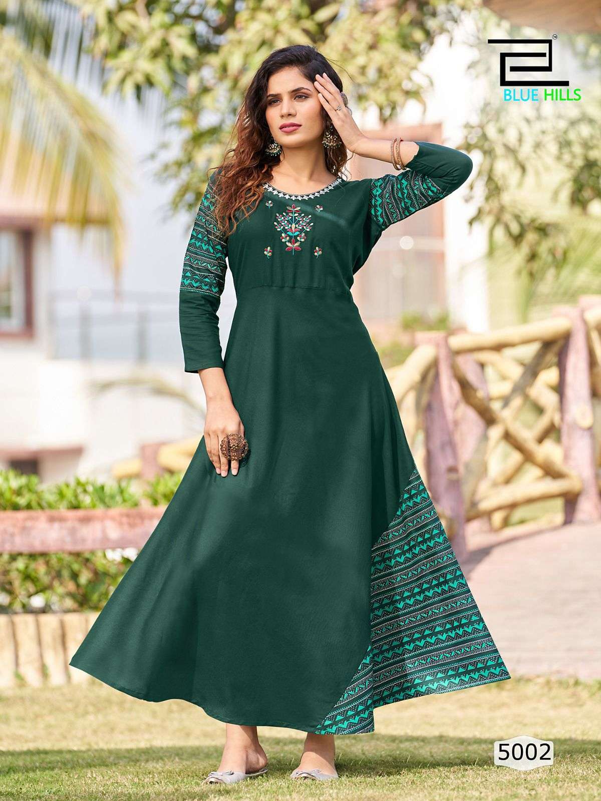 LAKHNAVI BY TIPS & TOPS RAYON FULL STICHED KURTIS WHOLESALE 6 PCS