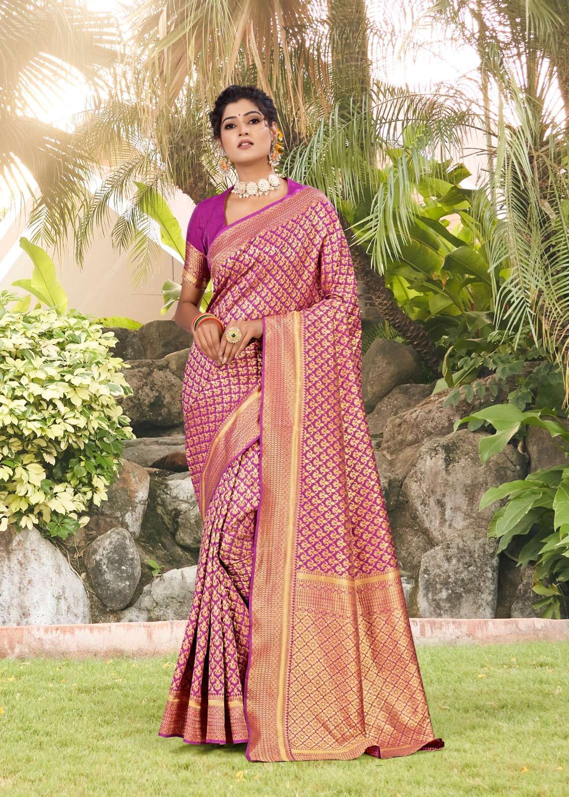 THE FABRICA PRESENTS STAVYA 20001-20006 ZARI SILK WEDDING SAREE CATALOG WHOLESALER AND EXPORTER IN SURAT 