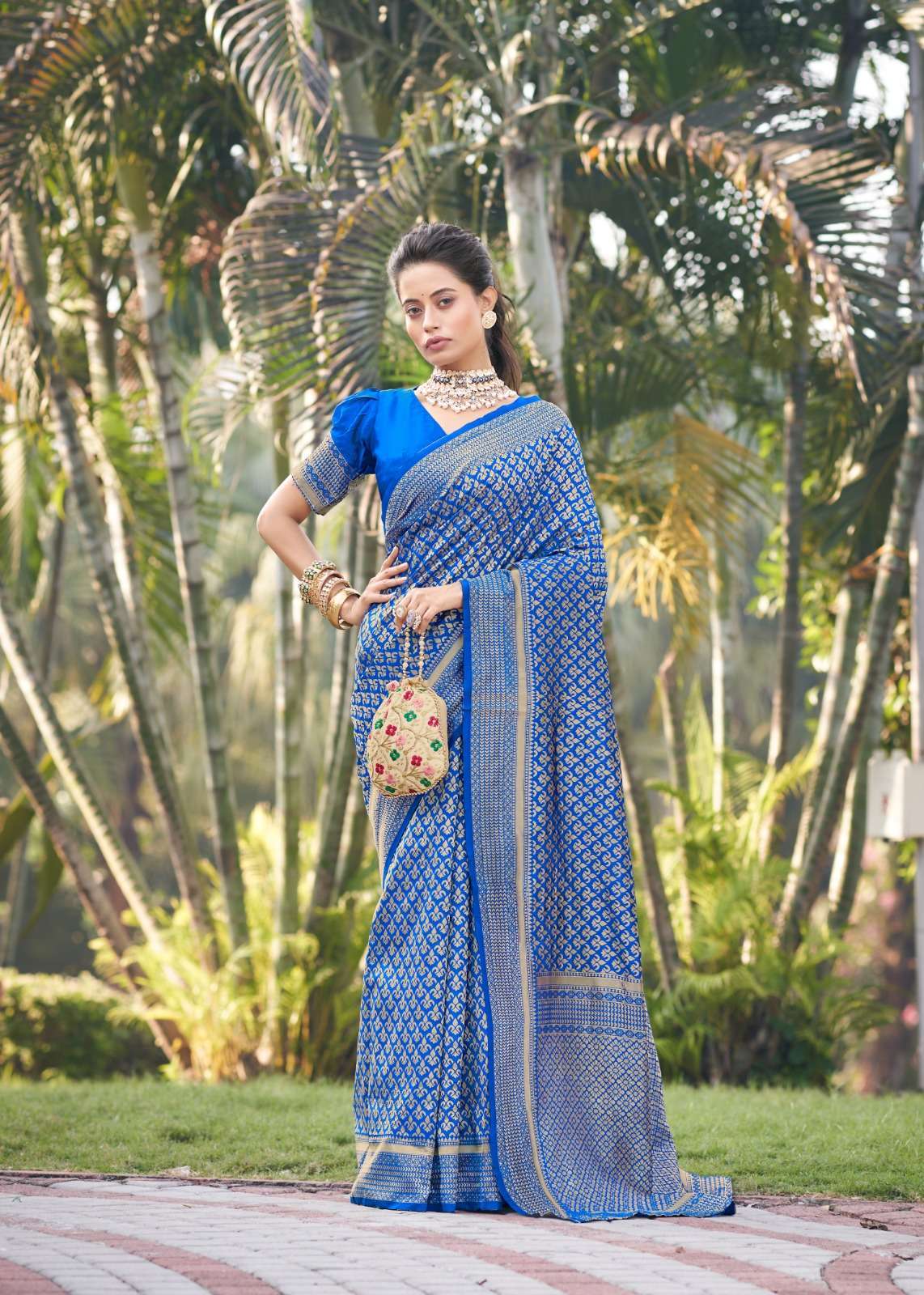 THE FABRICA PRESENTS STAVYA 20001-20006 ZARI SILK WEDDING SAREE CATALOG WHOLESALER AND EXPORTER IN SURAT 