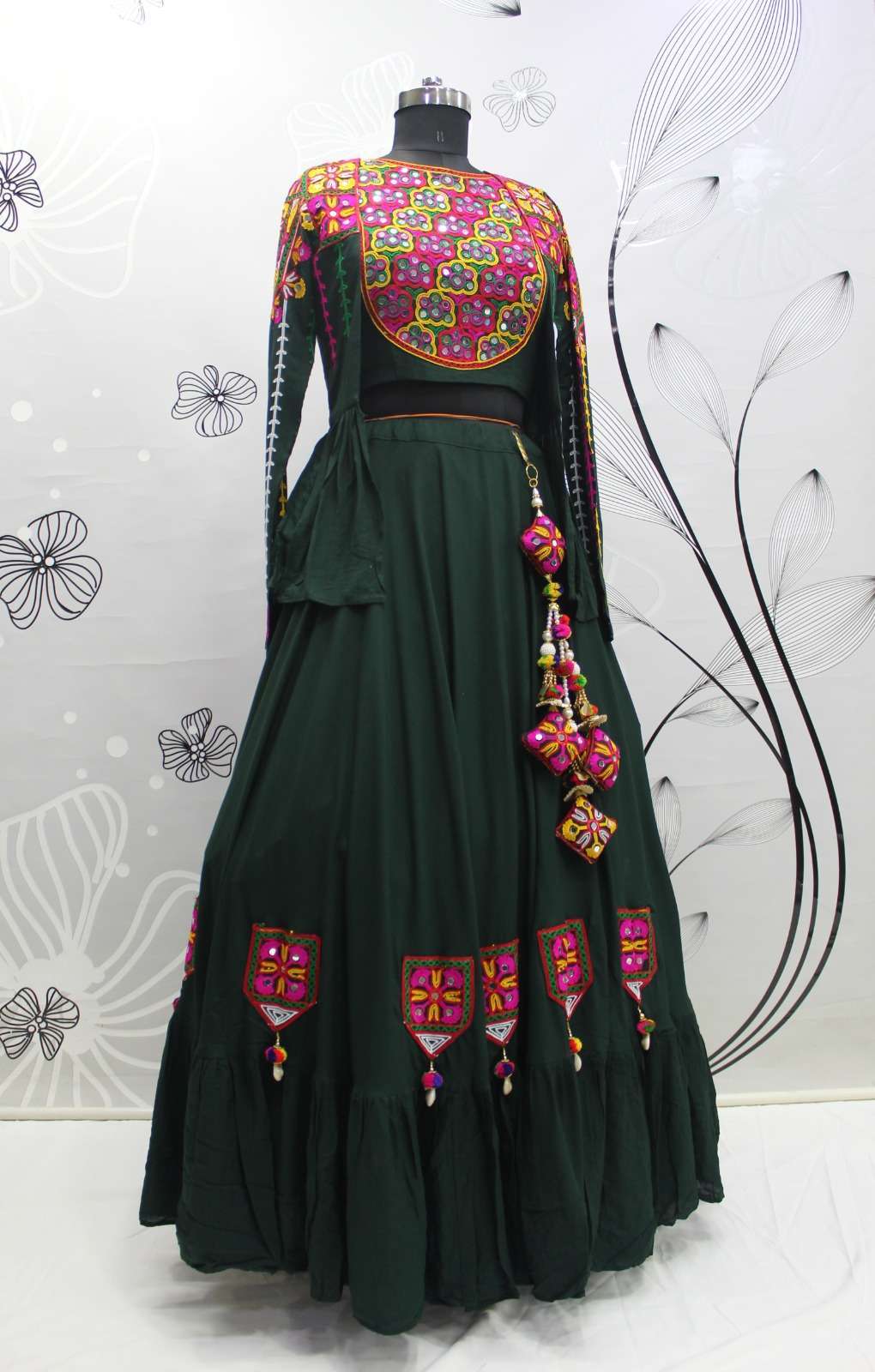 SHUBHKALA PRESENTS RAAS VOL-9 NAVRATRI FESTIVE WEAR READYMADE KOTI STYLE LEHENGA CHOLI CATALOG WHOLESALER AND EXPORTER IN SURAT 