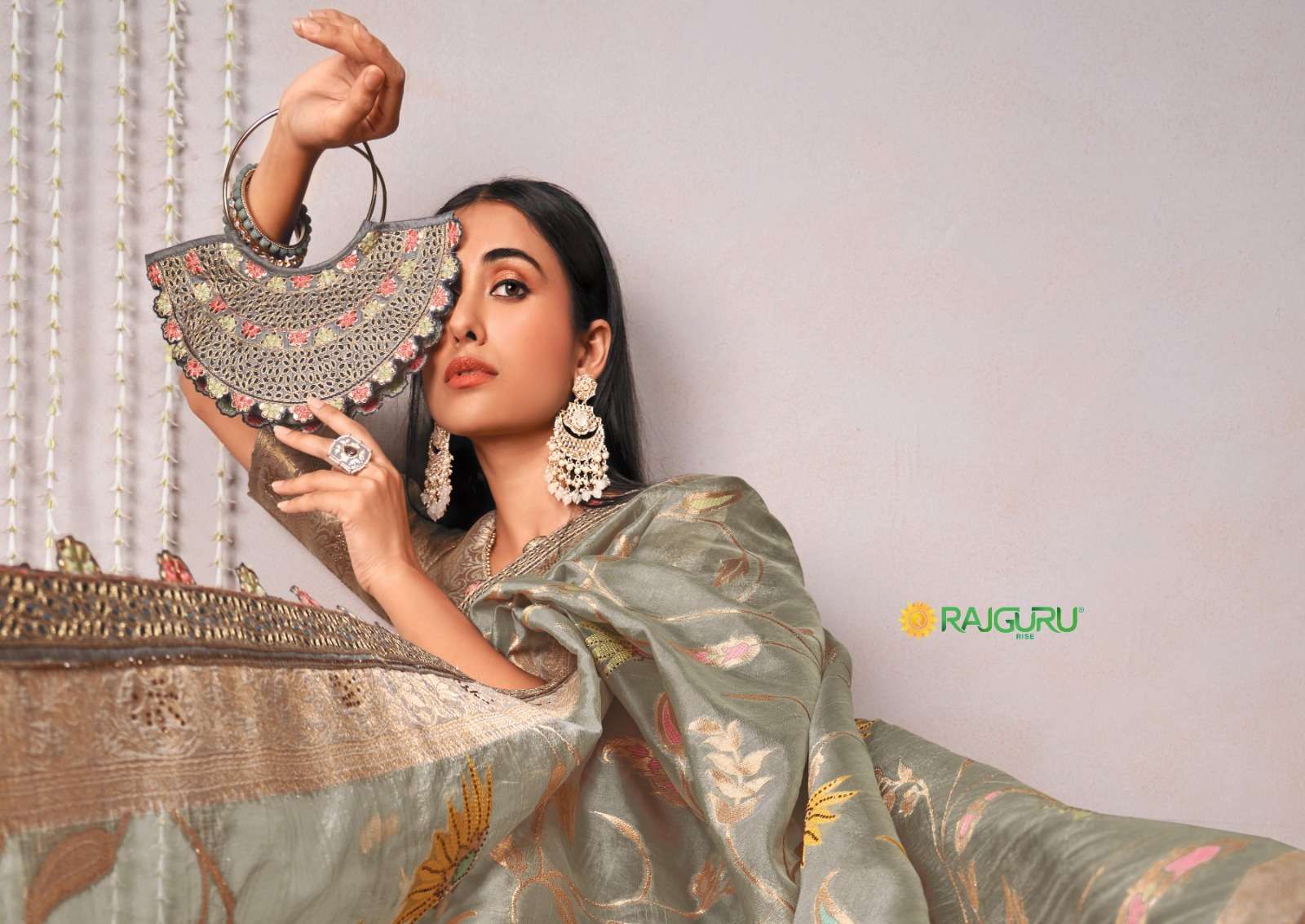 RAJGURU PRESENTS MANIRATNAM DESIGNER FANCY SAREES CATALOG WHOLESALER AND EXPORTER IN SURAT 