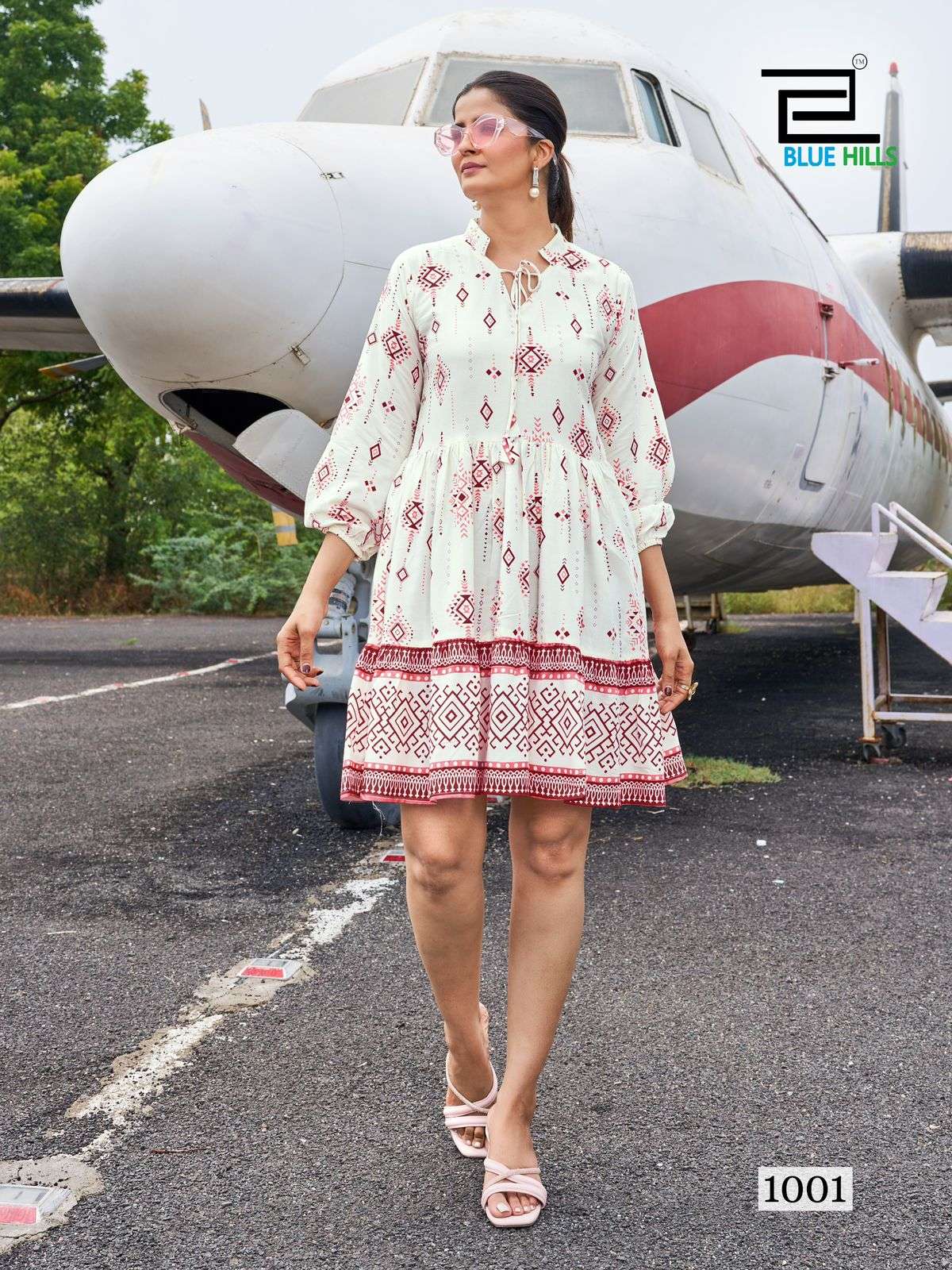 BLUE HILLS PRESENTS NETFLIX RAYON TUNIC STYLE FANCY READYMADE SHORT MIDI DRESS CATALOG WHOLESALER AND EXPORTER 