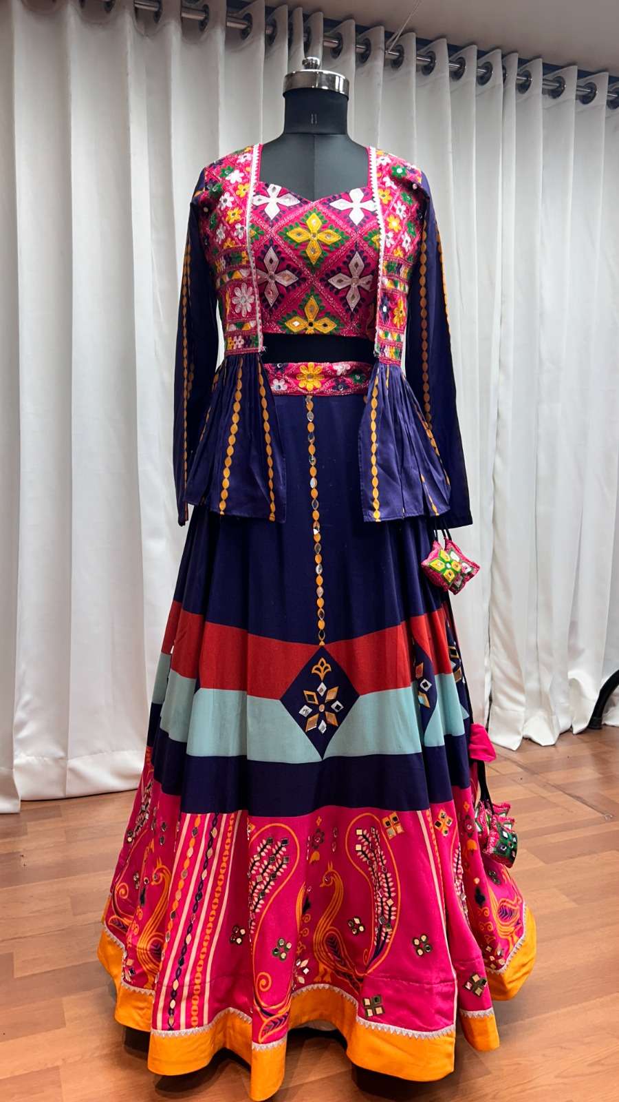 SHUBHKALA PRESENTS RAAS VOL-18 FANCY NAVRATRI WEAR LEHNGHA CHOLI CATALOG WHOLESALER AND EXPORTER IN SURAT