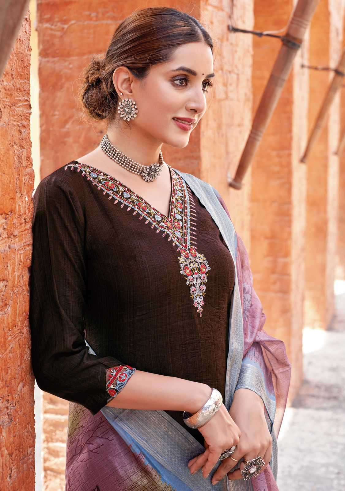 WOOGLEE PRESENTS KRITIKA VISCOSE READYMADE THREAD WORK DAILY WEAR KURTIS CATALOG WHOLESALER AND EXPORTER IN SURAT