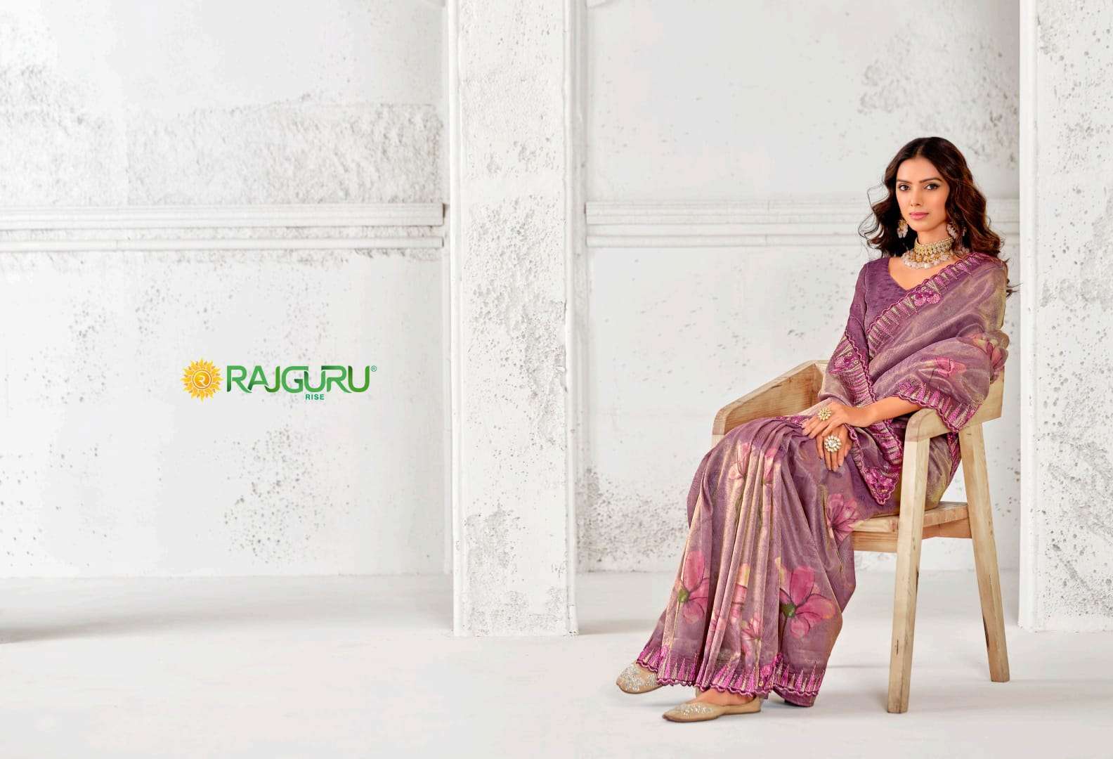 RAJGURU PRESENTS ZARI DESIGNER FANCY SAREES CATALOG WHOLESALER AND EXPORTER IN SURAT