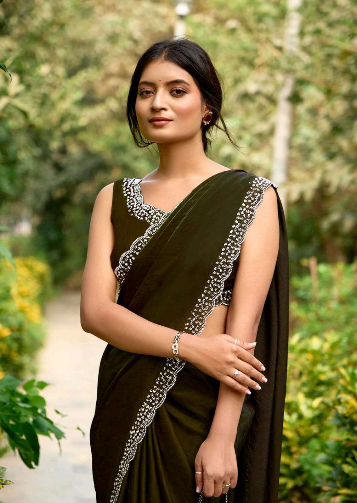 Kashvi Creation Presents Silver Stone Vol-7 Jharkan Work Fashionable Sarees Catalog Wholesaler And Exporter in Surat