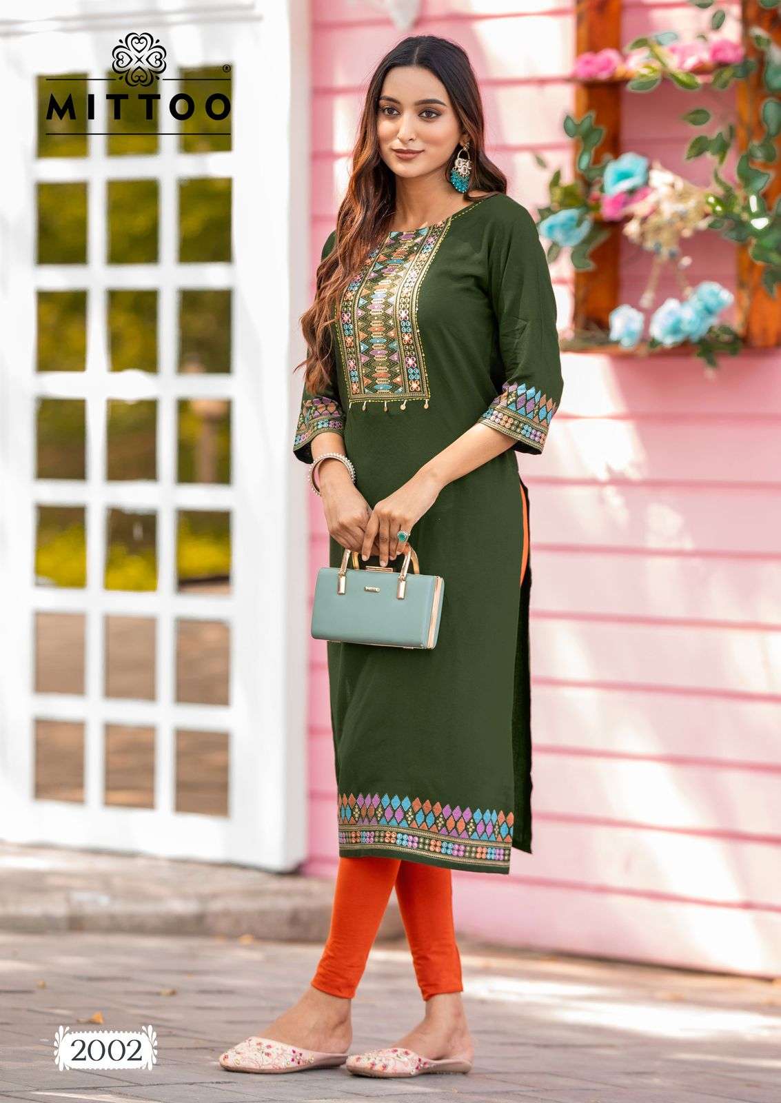 MITTOO PRESENTS SIYAA FANCY VISCOSE WEAVING KURTIS CATALOG WHOLESALER AND EXPORTER IN SURAT