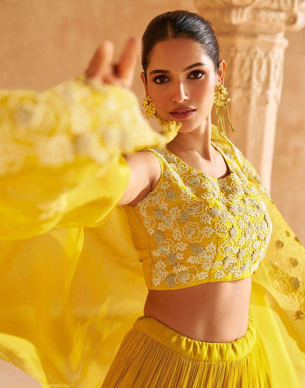 SAYURI PRESENTS KALKI DESIGNER FANCY LEHNGHA CHOLI CATALOG WHOLESALER AND EXPORTER 