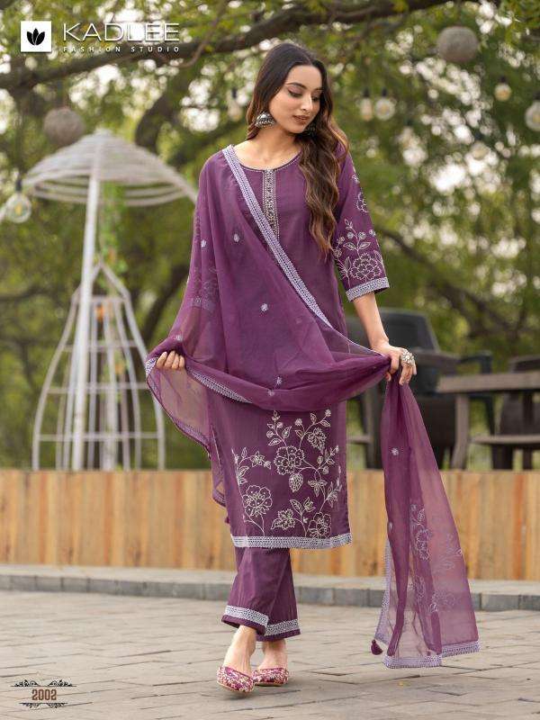 Kadlee Presents Karwaa Viscose Weaving Fully Stitch Gorgeous Kurtis Catalog Wholesaler 