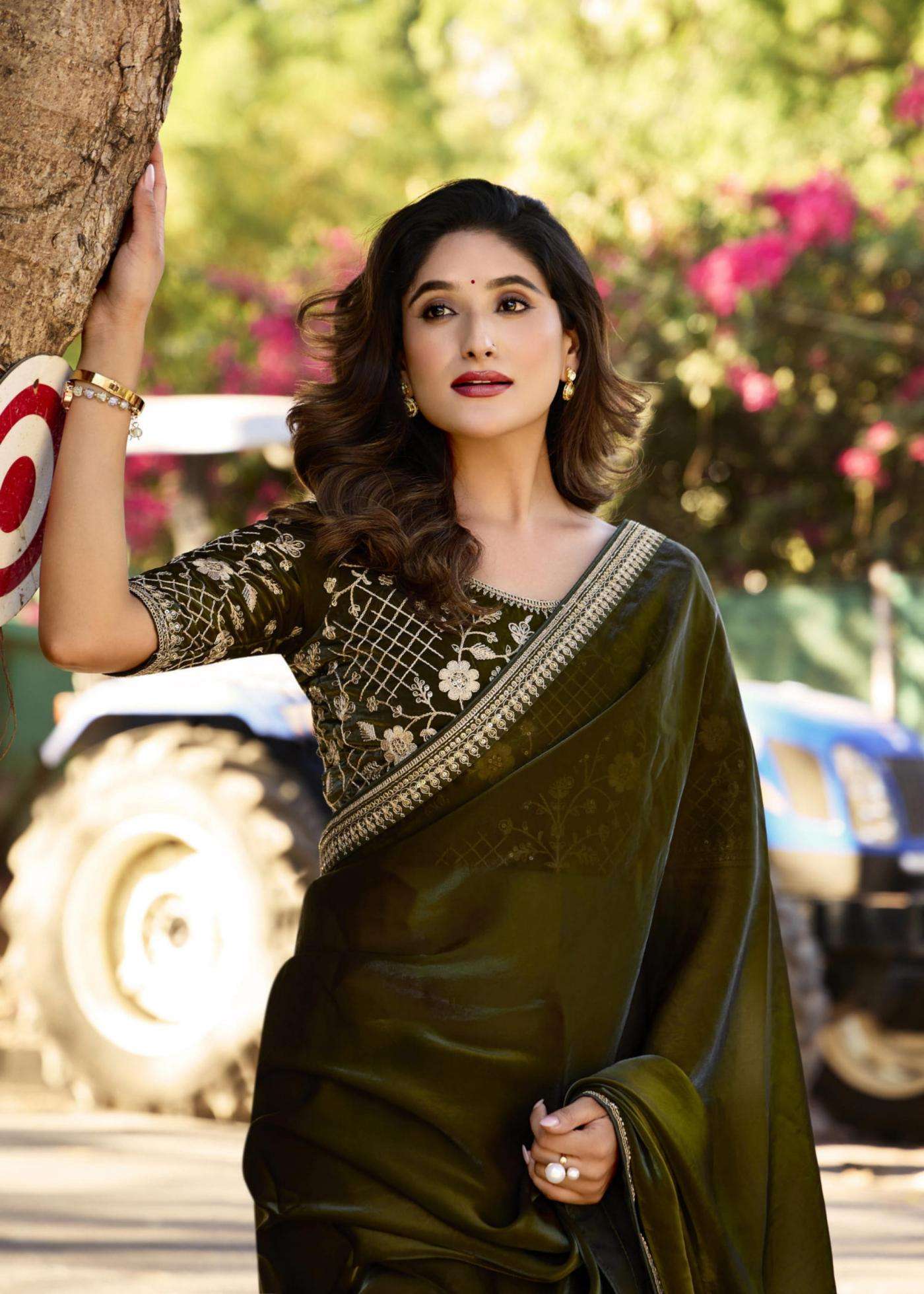 LT FASHION PRESENTS MAGNOLIA VOL-2 MALAI SILK DAILY WEAR BEST SAREE CATALOG WHOLESALER AND EXPORTER 
