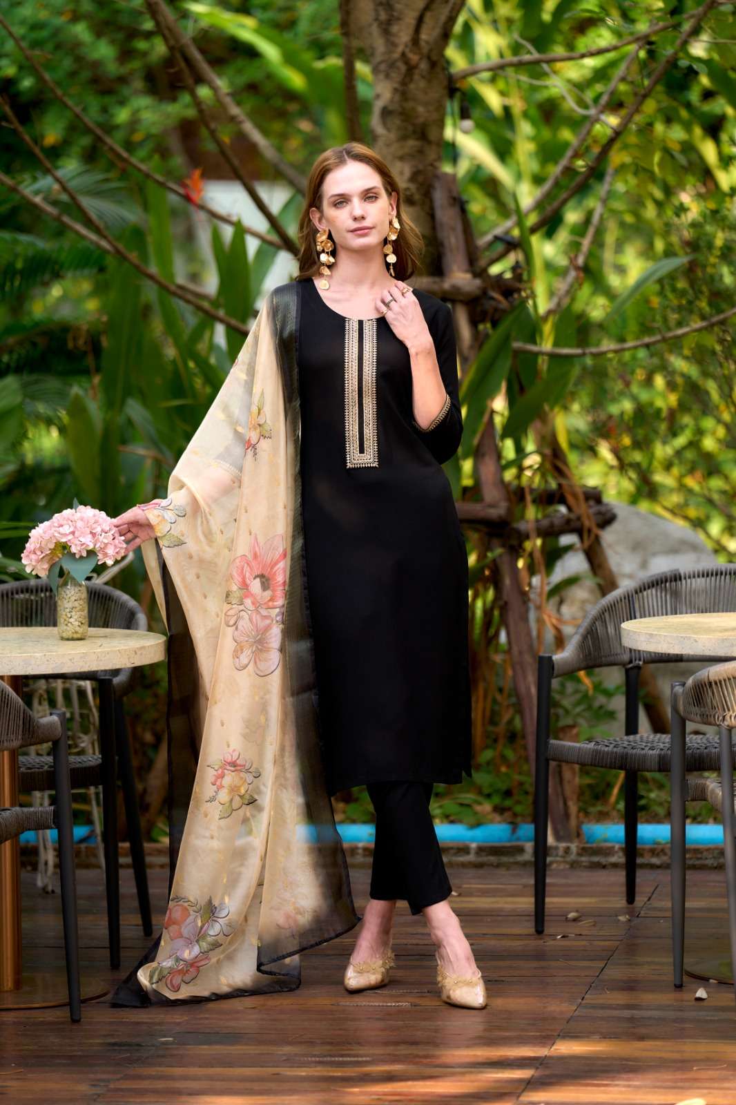 STH PRESENTS KRISHNA EXPORT DESIGNER FANCY KURTIS CATALOG WHOLESALER AND EXPORTER IN SURAT 