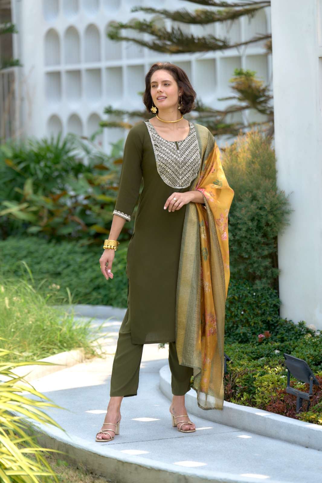STH PRESENTS KRISHNA EXPORT DESIGNER FANCY KURTIS CATALOG WHOLESALER AND EXPORTER IN SURAT 