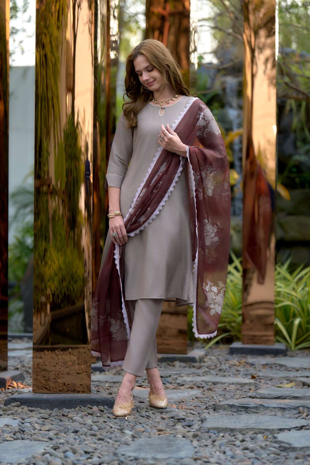 STH PRESENTS KRISHNA EXPORT DESIGNER FANCY KURTIS CATALOG WHOLESALER AND EXPORTER IN SURAT 