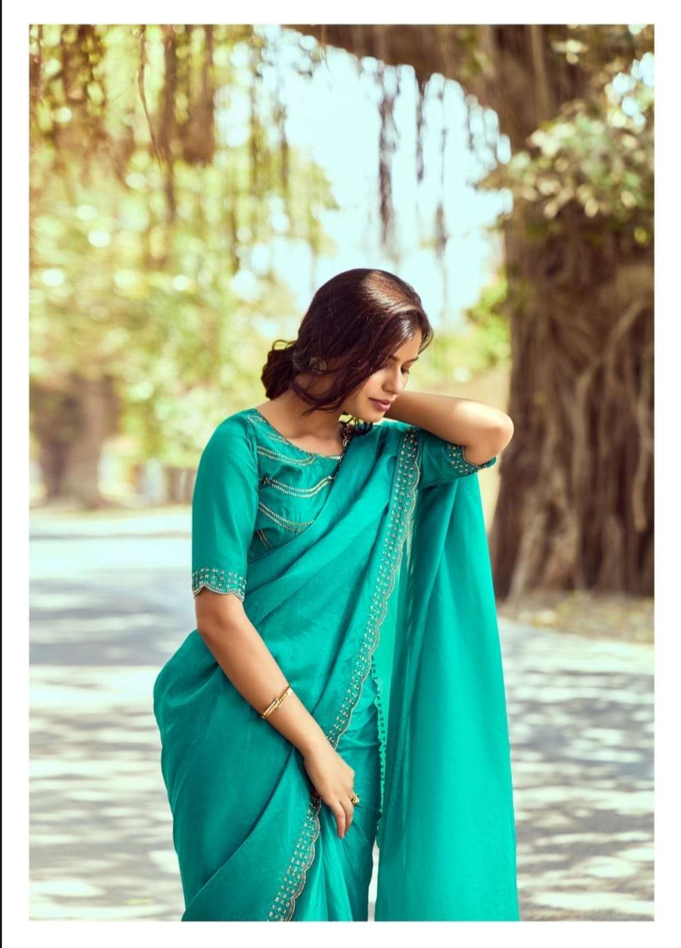 Kashvi Creation Presents Silver Stone Vol-20Jharkan Work Fashionable Sarees Catalog Wholesaler And Exporter in Surat