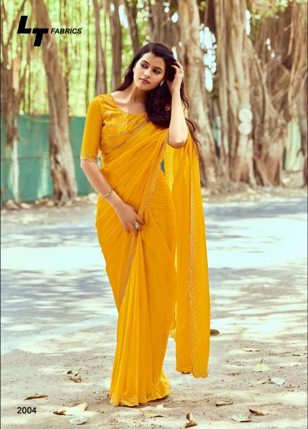 Kashvi Creation Presents Silver Stone Vol-20Jharkan Work Fashionable Sarees Catalog Wholesaler And Exporter in Surat