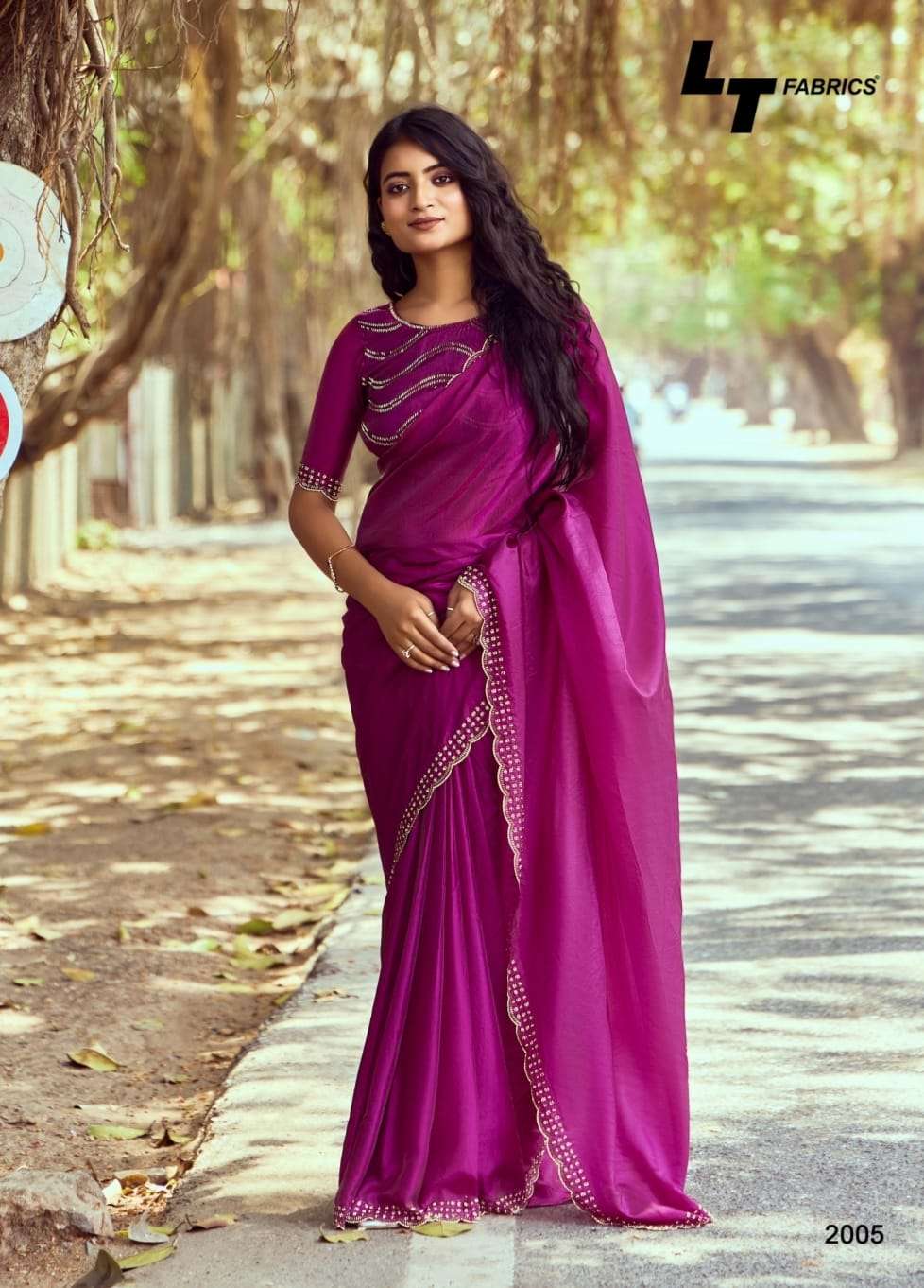 Kashvi Creation Presents Silver Stone Vol-20Jharkan Work Fashionable Sarees Catalog Wholesaler And Exporter in Surat