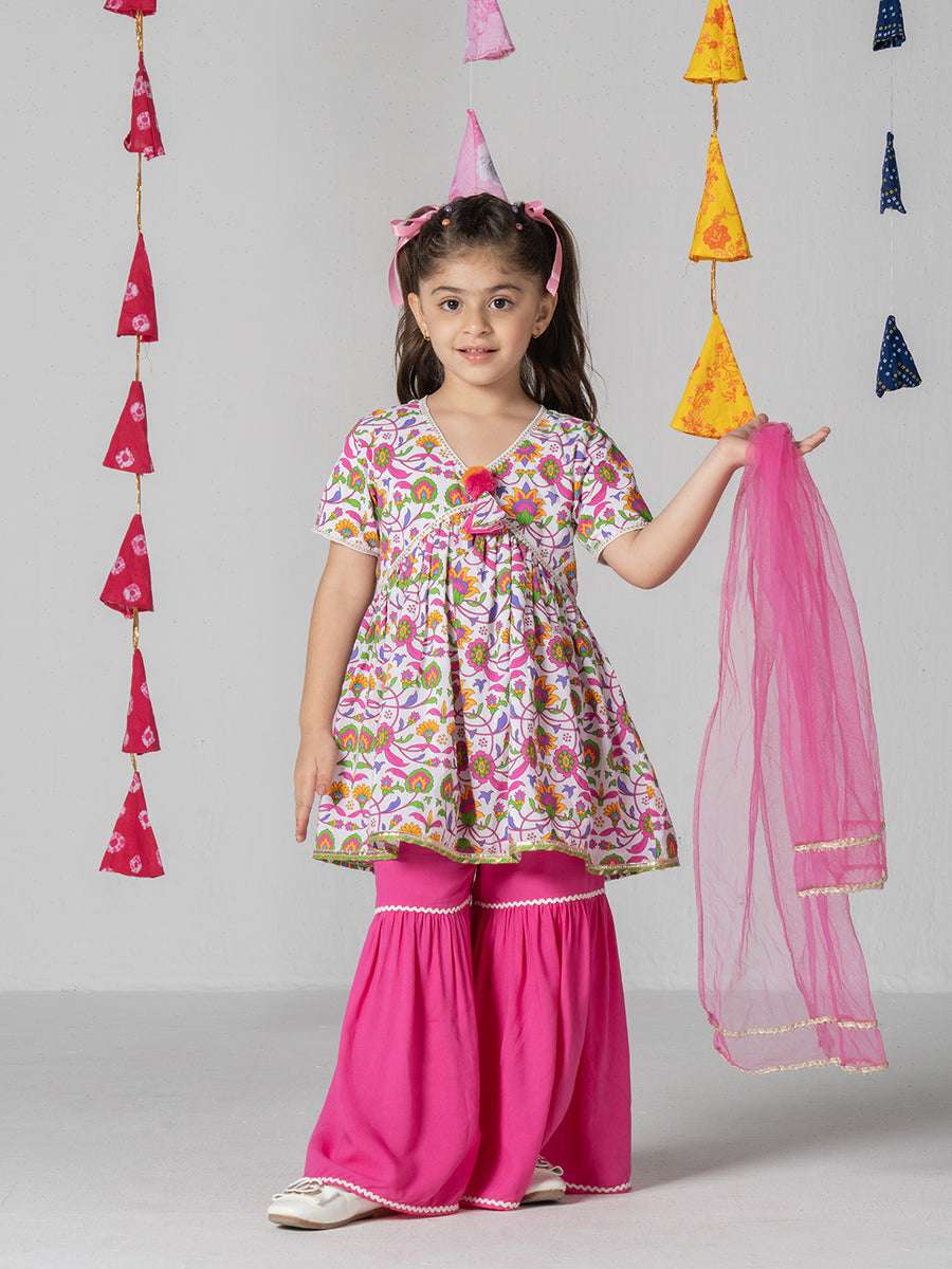 KRISHNA EXPORT PRESENTS GIRLS KURTA SETT CATALOG WHOLESALER 