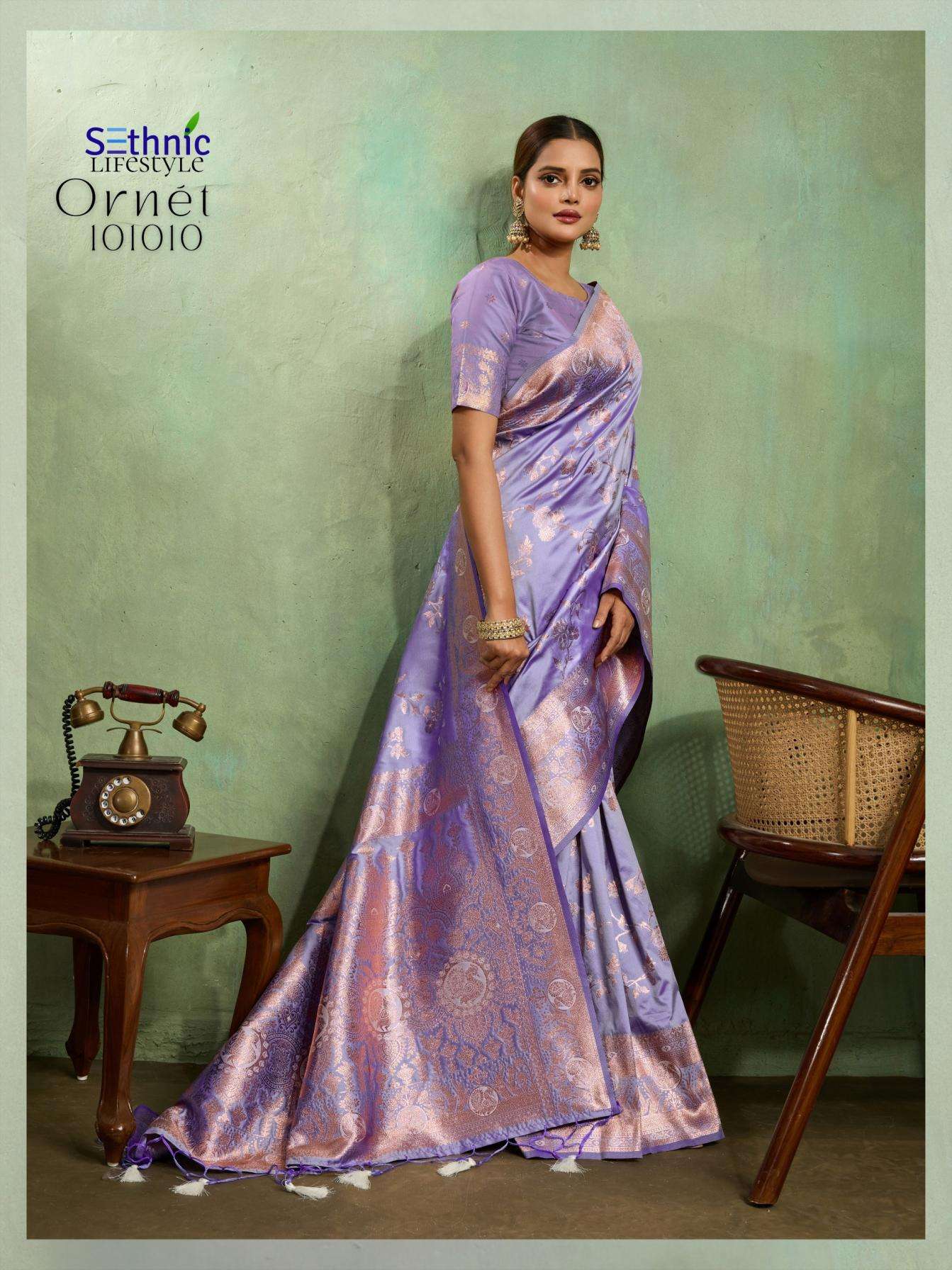 Sethnic Lifestyle Presents Ornet Dual Tone Banarasi Silk Traditional Saree Perfect For Festivals Catalog Wholesaler And Exporter 