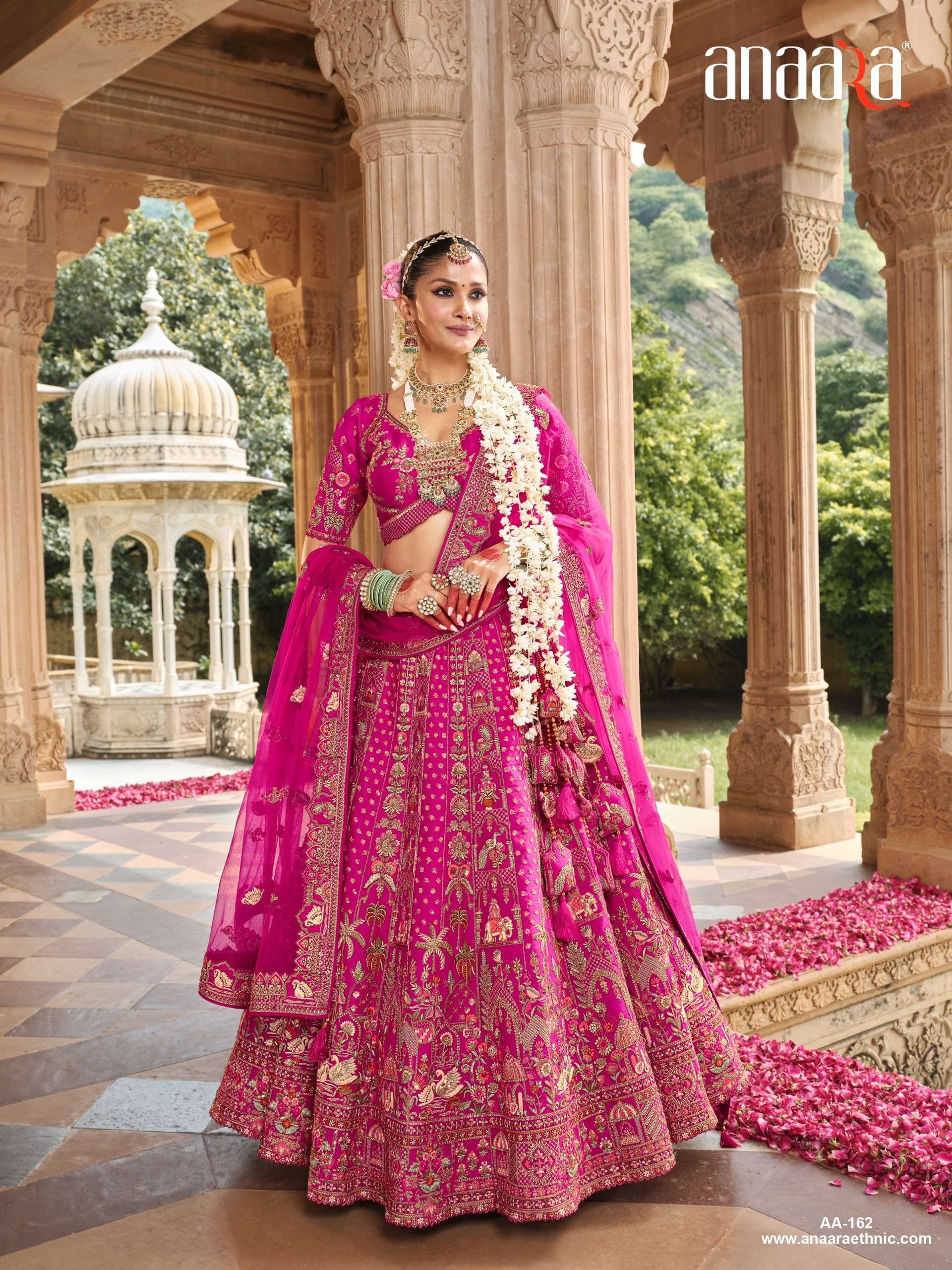 TATHASTU PRESENTS ANAARA BRIDAL WEAR HEAVY DESIGNER LEHNGHA CHOLI CATALOG WHOLESALER AND EXPORTRE IN SURAT 