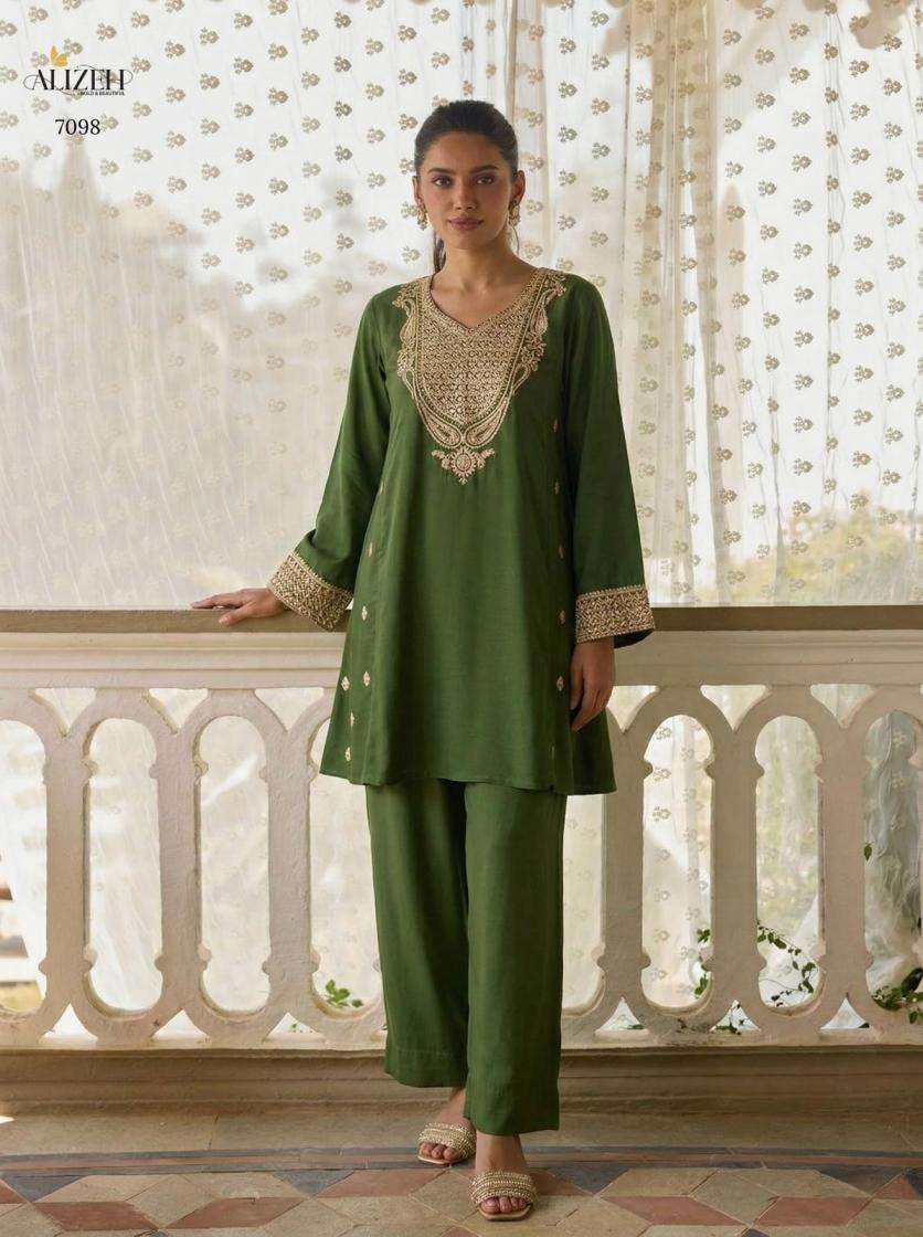 Alizeh Presents 7099-7101 Cotton Silk Readymade Pakistani Kurti Pant With Dupatta Catalog Wholesaler And Exporter 