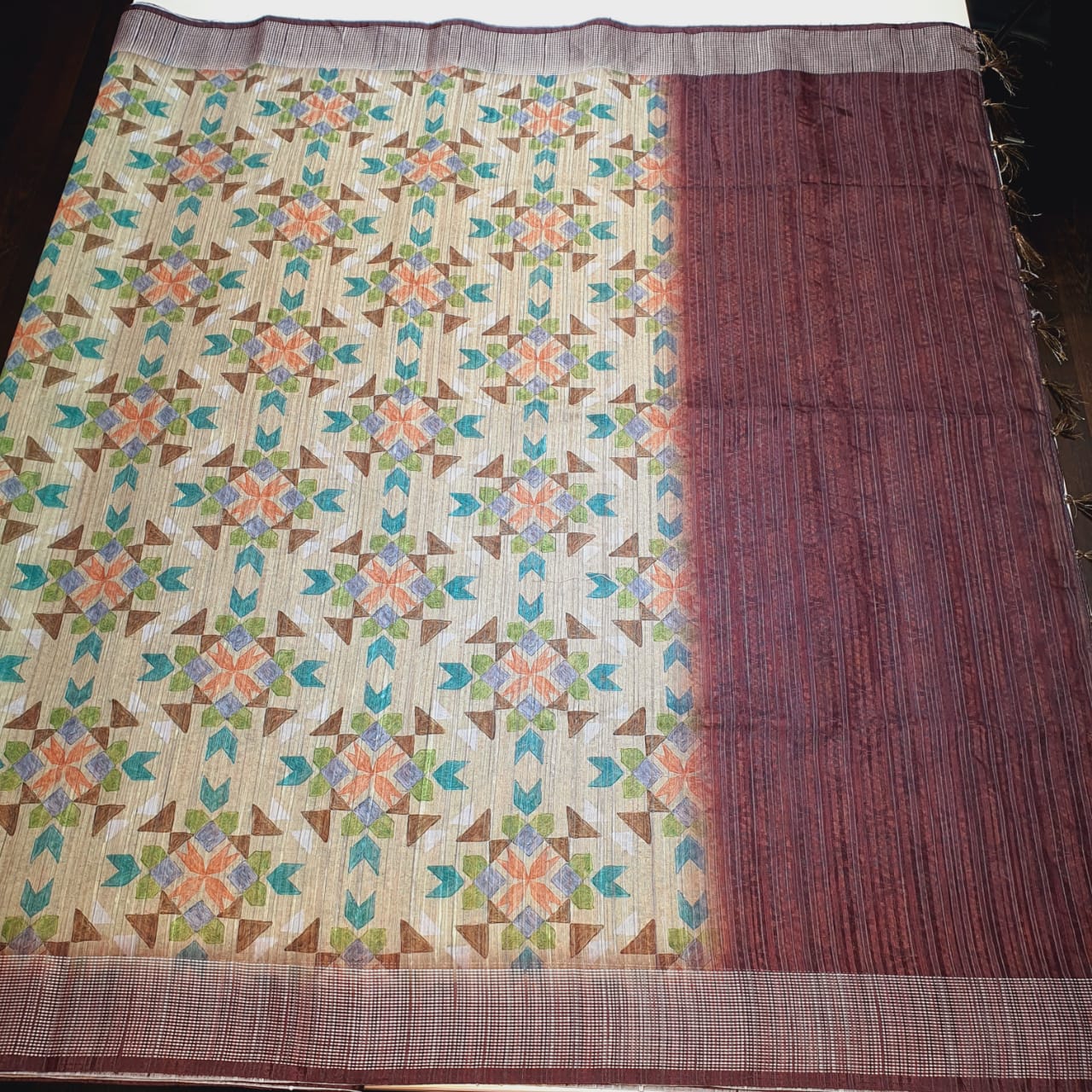 Maniyar Presents Neelam Silk Linen Batik Printed Sarees Collection At Wholesale