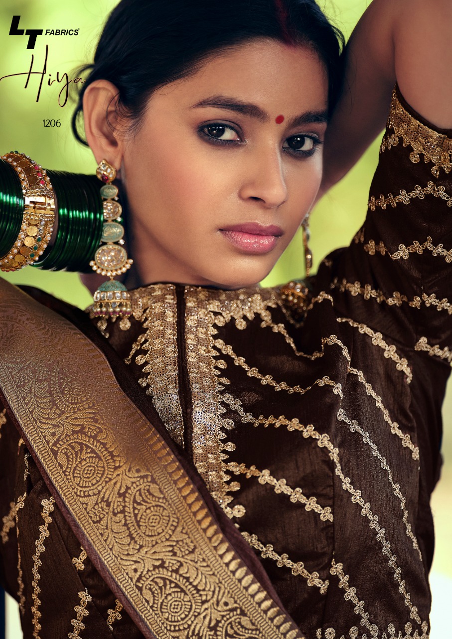 Lt Sarees Presents Hiya Beautiful Vichitra Silk Simple Elegant Looks Heavy Blouse Concept Sarees Catalogue Wholesaler